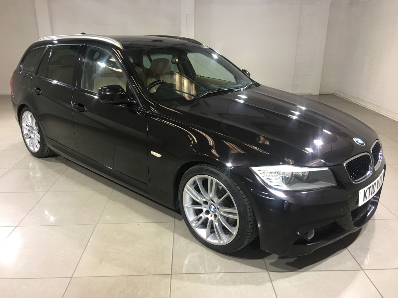 View our BMW 3 SERIES