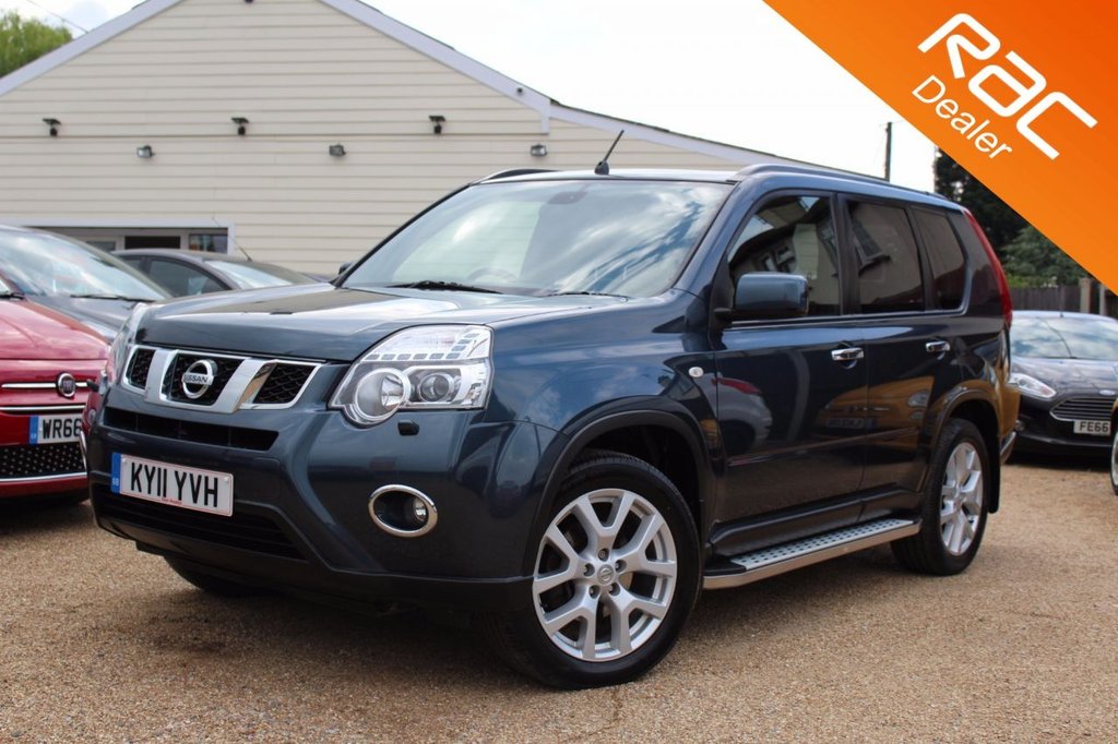 View our NISSAN X-TRAIL