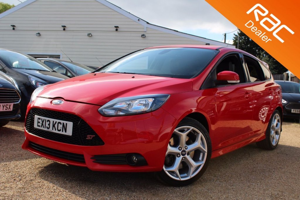 View our FORD FOCUS
