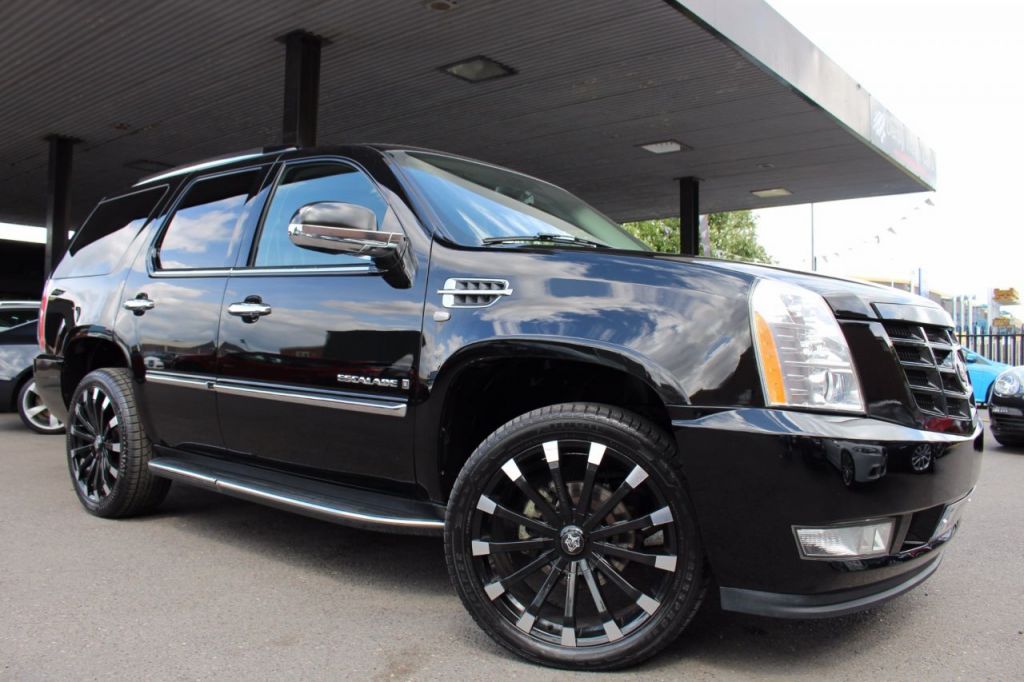 View our CADILLAC ESCALADE