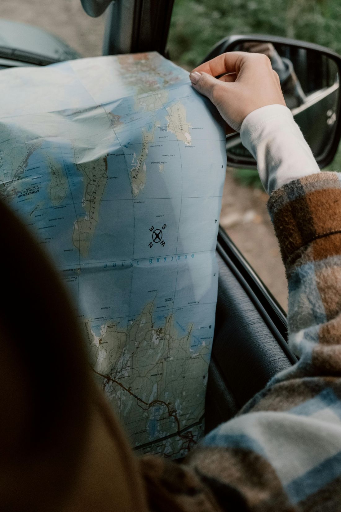 Navigating a map during a road trip