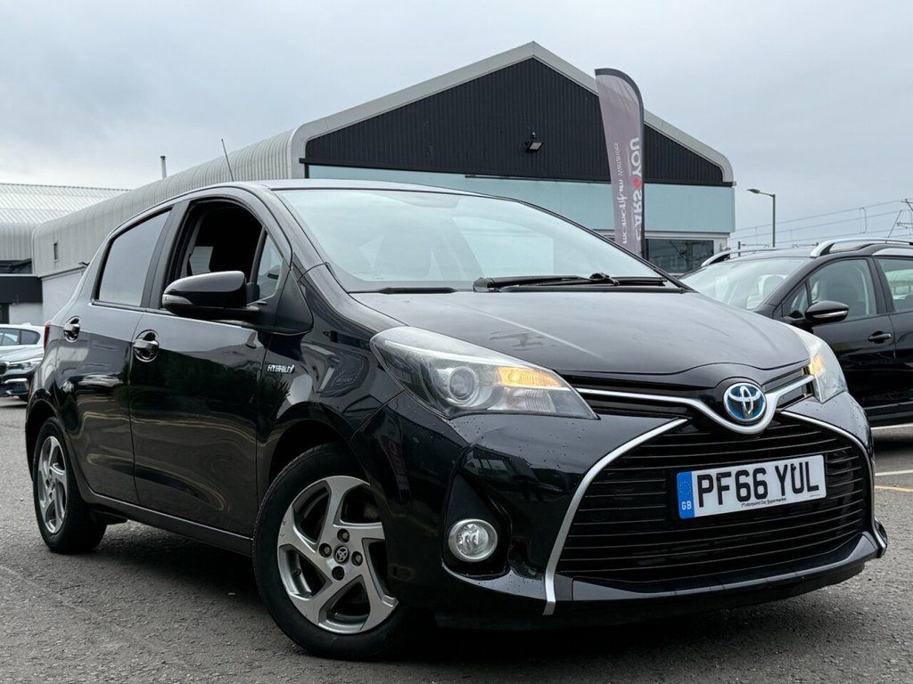 A black Toyota Yaris parked at Cars 4 You
