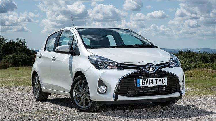 White Toyota Yaris