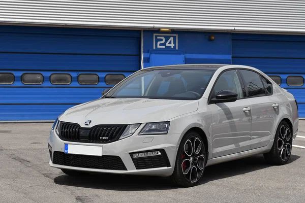 Grey Skoda Octavia