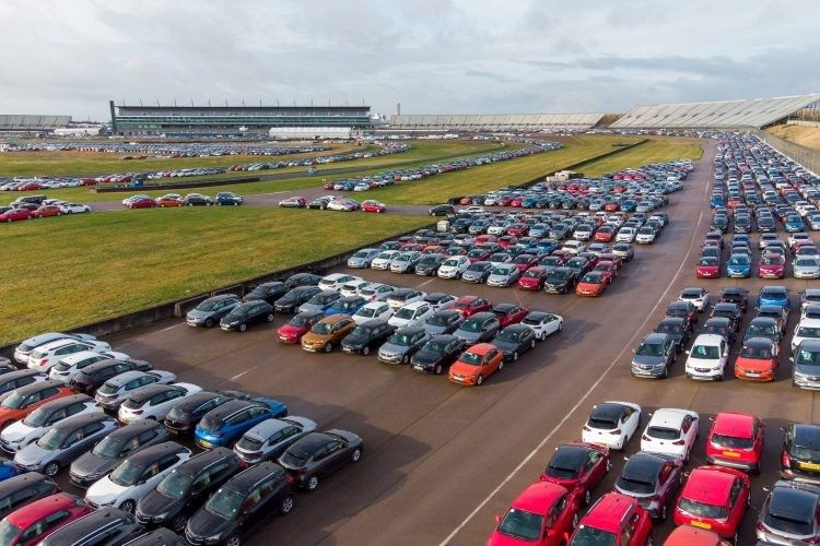 What are the Opinions of Experts regarding UK Used Car Sales? Hilton