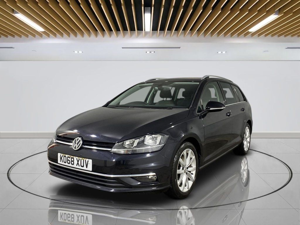 Hilton Car Supermarket - Volkswagen Golf Estate - Front View