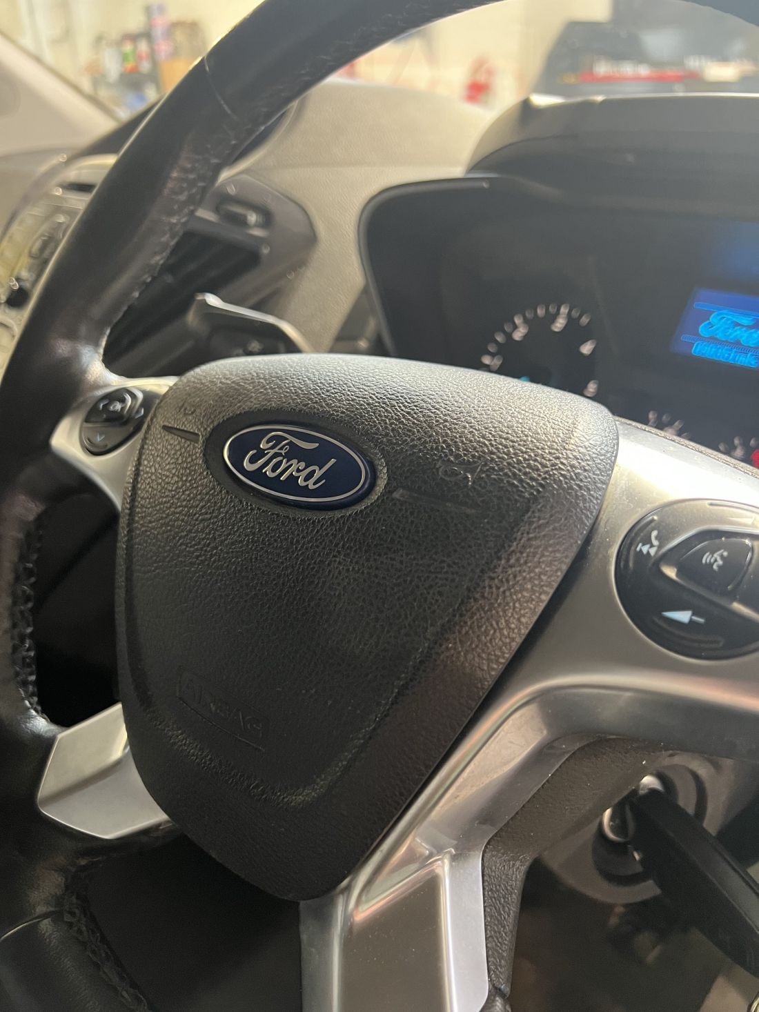 What is Included in an MOT test Tradervan