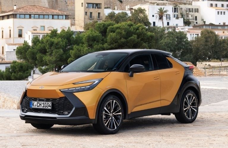 Car Planet Reviews: Toyota CH-R - Car Planet