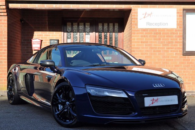 2013 62 Audi R8 5.2 V10 PLUS QUATTRO 2d AUTO 543 BHP