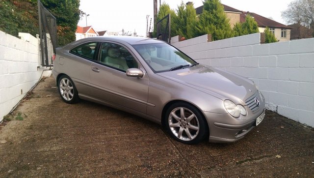2003 53 Mercedes-Benz C Class 1.8 C180 KOMPRESSOR SE 3d AUTO 143 BHP