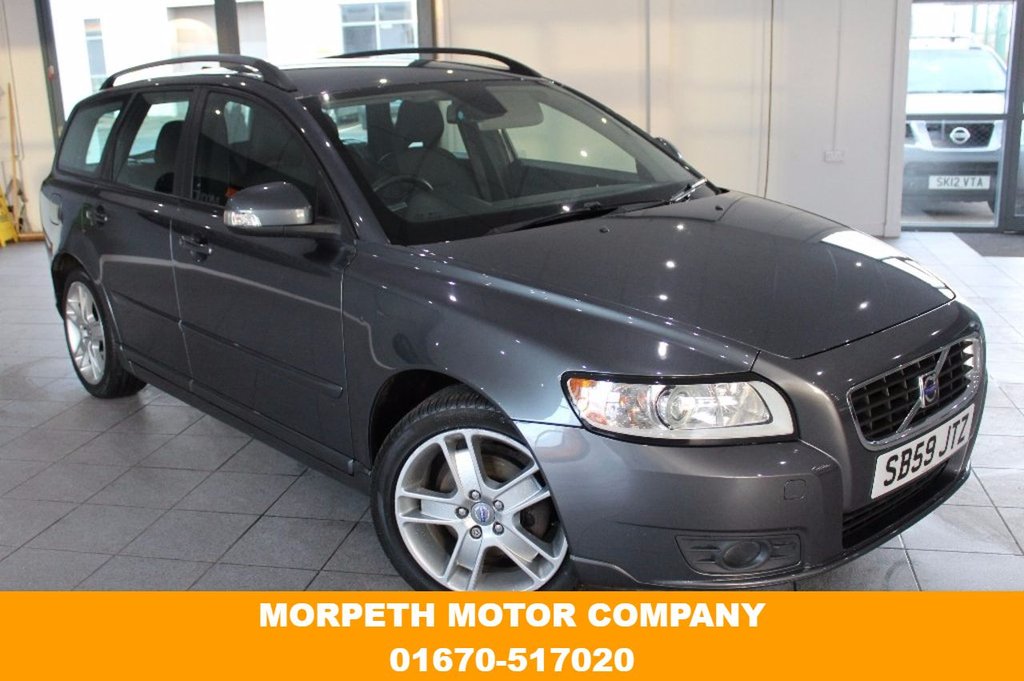 USED 2009 59 VOLVO V50 1.6 D DRIVE SE 5d 109 BHP **ONE OWNER + FULL HISTORY**
