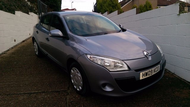 2009 09 Renault Megane 1.6 EXTREME VVT 5d 100 BHP