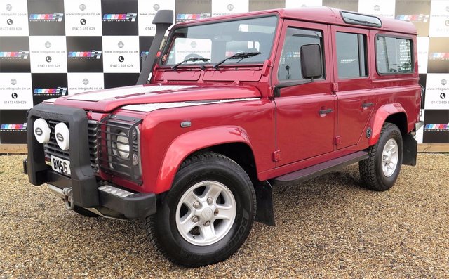 2006 56 Land Rover Defender 2.5 110 TD5 XS STATION WAGON 5d 120 BHP