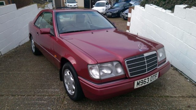1994 Mercedes-Benz E Class 2.2 E220 2d AUTO 150 BHP