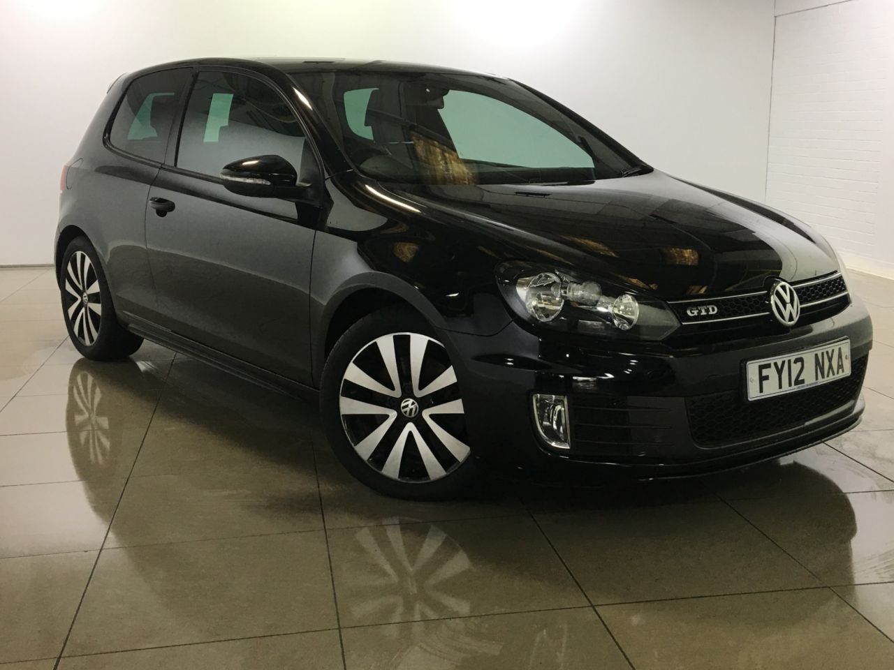 View our VOLKSWAGEN GOLF