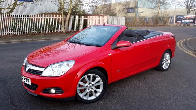 2008 08 Vauxhall Astra 1.9 TWIN TOP DESIGN 3d 150 BHP