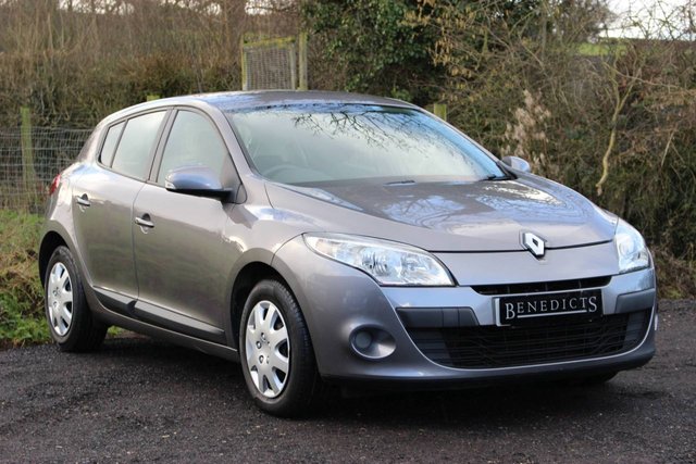 2009 09 Renault Megane 1.5 EXPRESSION DCI 5d 85 BHP