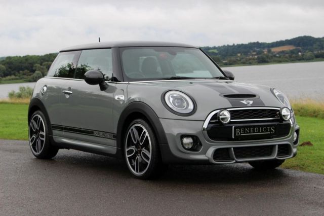 2015 15 MINI Hatch Cooper S 2.0 CHALLENGE 210 EDITION 3d 210 BHP
