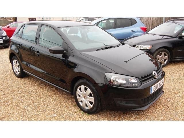2011 11 Volkswagen Polo S A-C