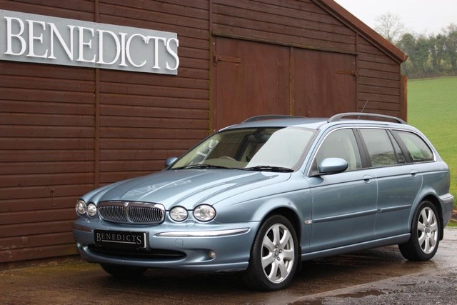 2005 55 Jaguar X-Type 2.2 SE 5d 152 BHP