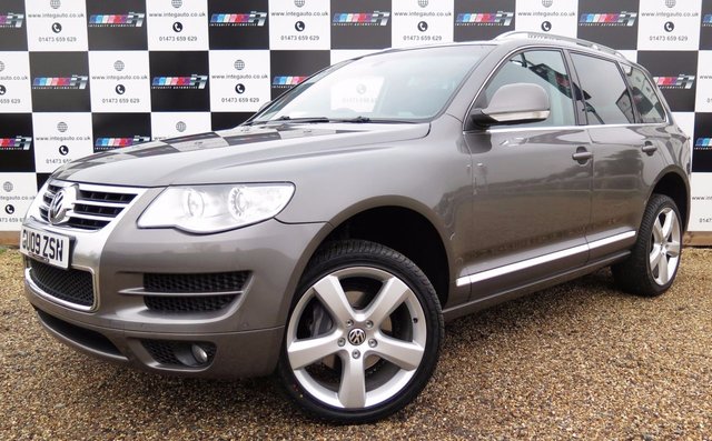 2009 09 Volkswagen Touareg 3.0 V6 ALTITUDE TDI 5d AUTO 221 BHP