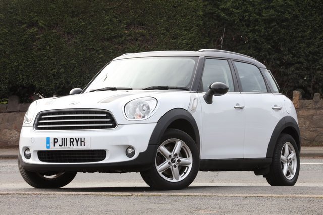 2011 11 MINI Countryman 1.6 COOPER 5d 122 BHP