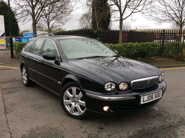 2006 06 Jaguar X-Type 2.0 SE 5d 130 BHP