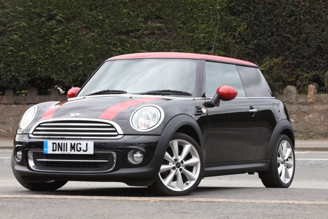 2011 11 MINI Hatch Cooper 1.6 COOPER 3d 122 BHP