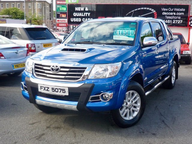 2014 Toyota HI-Lux 3.0 INVINCIBLE 4X4 D-4D DCB 1d 169 BHP