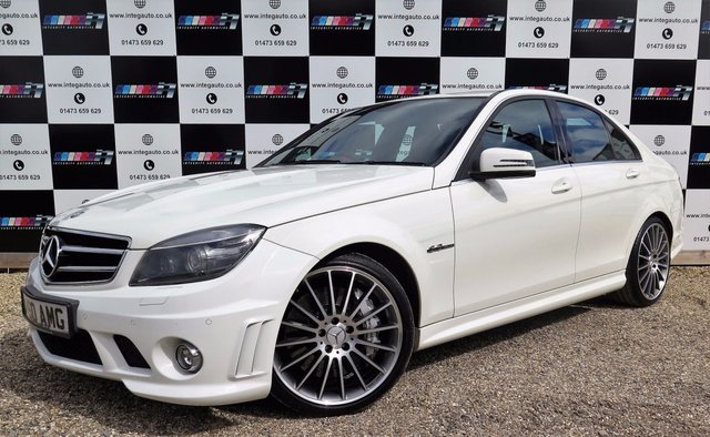 2010 60 Mercedes-Benz C Class 6.2 C63 AMG 4d AUTO 451 BHP