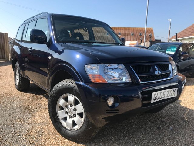 2005 05 Mitsubishi Shogun 3.2 CLASSIC FIELD LWB DI-D 5d AUTO 159 BHP