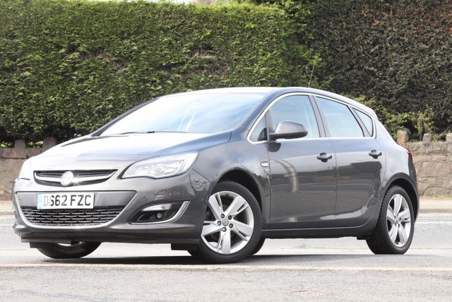 2012 62 Vauxhall Astra 1.6 SRI 5d 113 BHP