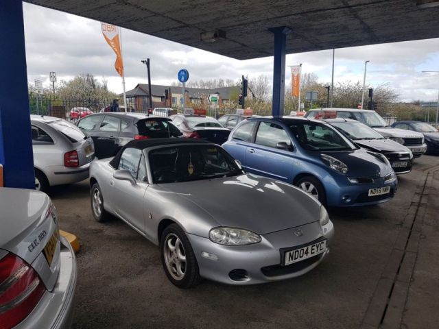 2004 04 Mazda MX-5 1.6 I 2d 