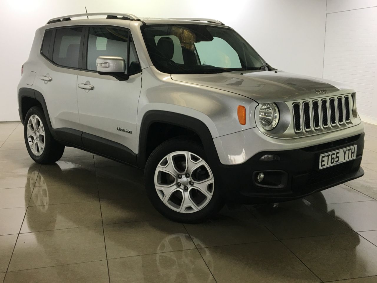 View our JEEP RENEGADE