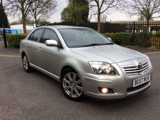 2008 57 Toyota Avensis 2.0 TR D-4D 5d 125 BHP