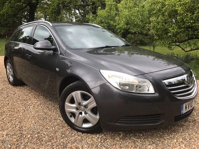 2010 10 Vauxhall Insignia 2.0 EXCLUSIV CDTI 5d 130 BHP