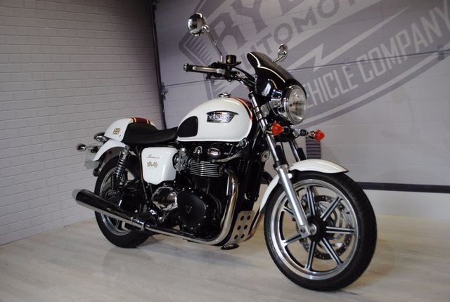 2012 62 Triumph Bonneville 865cc