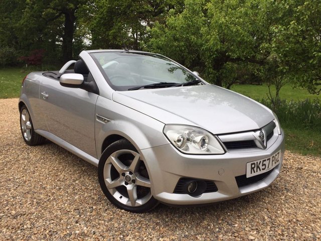 2007 57 Vauxhall Tigra 1.8 EXCLUSIV 16V 2d 125 BHP
