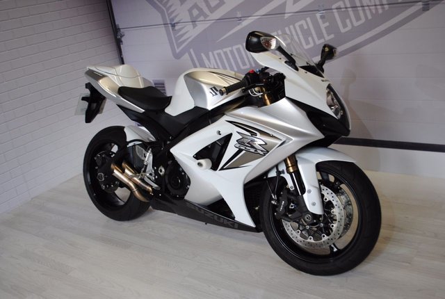 2008 08 Suzuki Gsxr 1000 K8 