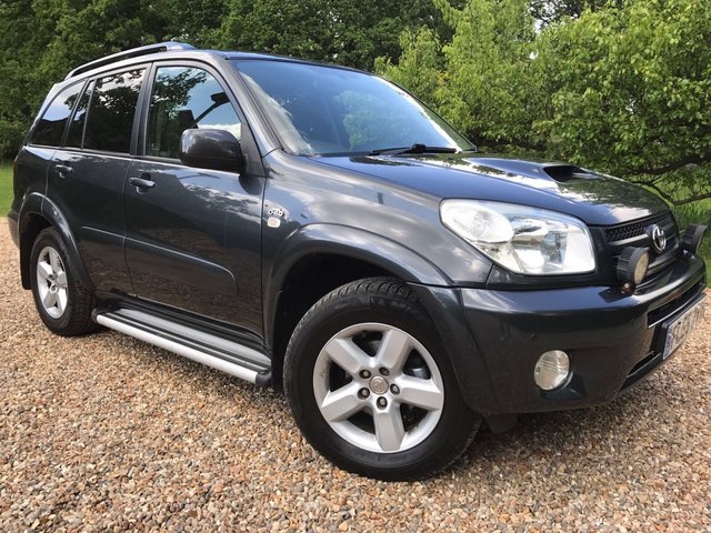 2005 55 Toyota Rav4 2.0 XT-R D-4D 5d 114 BHP