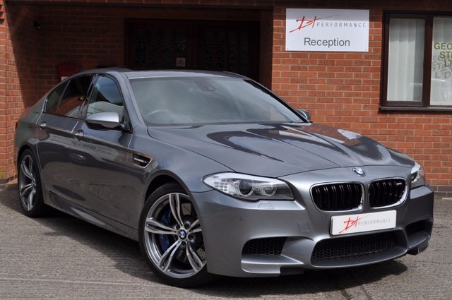 2011 61 BMW M5 4.4 M5 4d AUTO 553 BHP