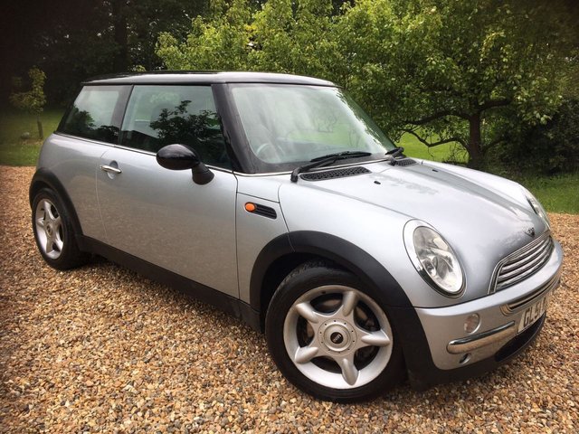 2001 51 MINI Hatch Cooper 1.6 COOPER 3d AUTO 114 BHP