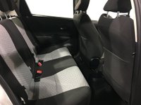 USED TOYOTA YARIS Panoramic Roof/Nav/1 Owner
