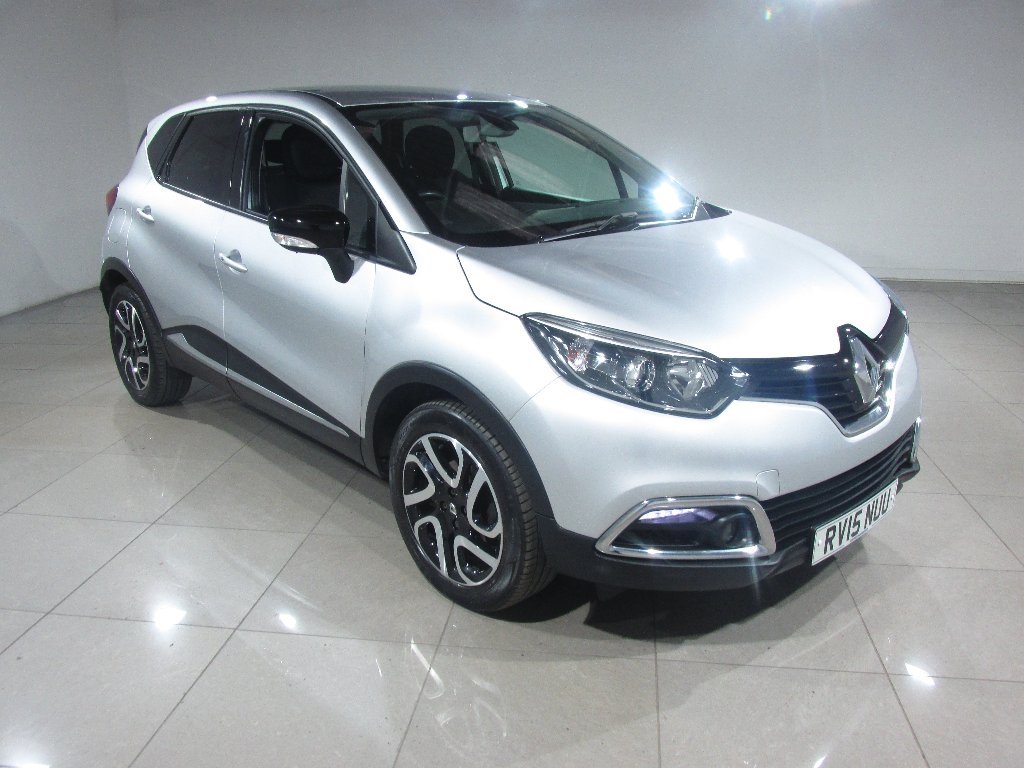 View our RENAULT CAPTUR