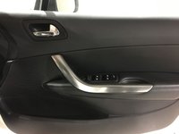 USED PEUGEOT 308 Panoramic Glass Roof