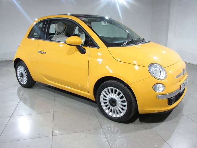View our Fiat 500 1.2 Lounge Hatchback 3dr Petrol Manual Euro 6 (s/s) (69 bhp)