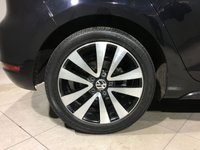 USED VOLKSWAGEN GOLF 