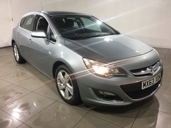 2013 VAUXHALL ASTRA}