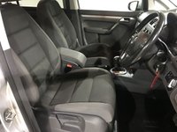 USED VOLKSWAGEN TOURAN 