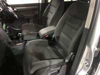 USED VOLKSWAGEN TOURAN 